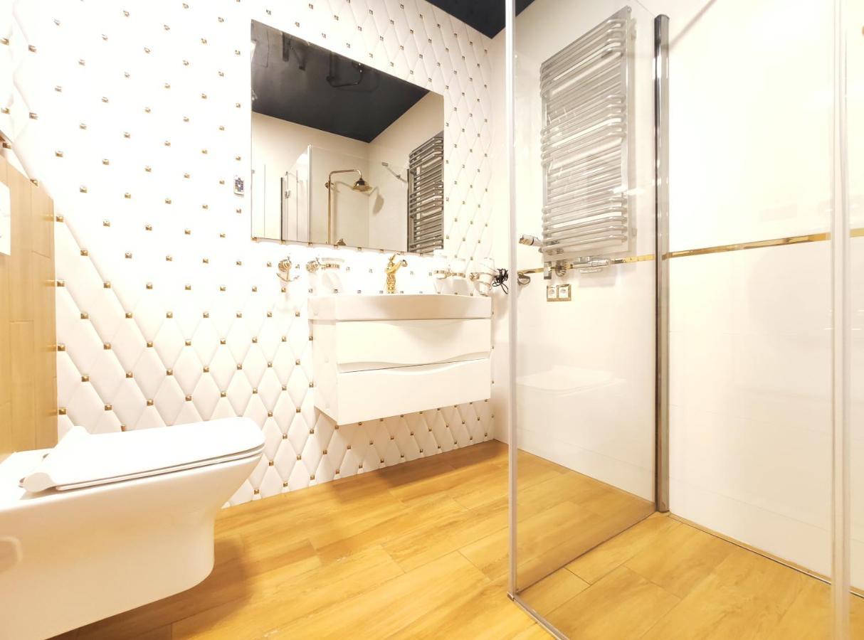 Zablocie 35 By Homeprime Krakow Luaran gambar